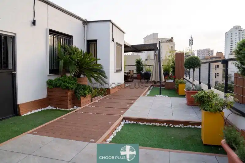 تبدیل پشت بام به حیاط